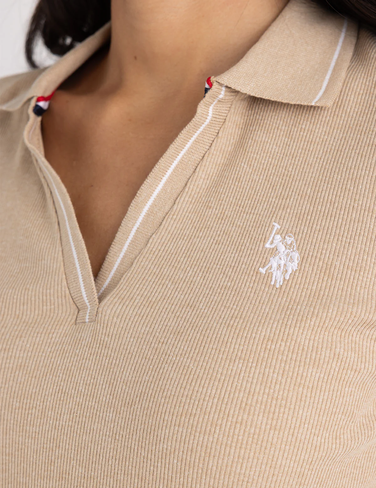 TIPPED SPLIT NECK RIBBED POLO SHIRT - Image 8