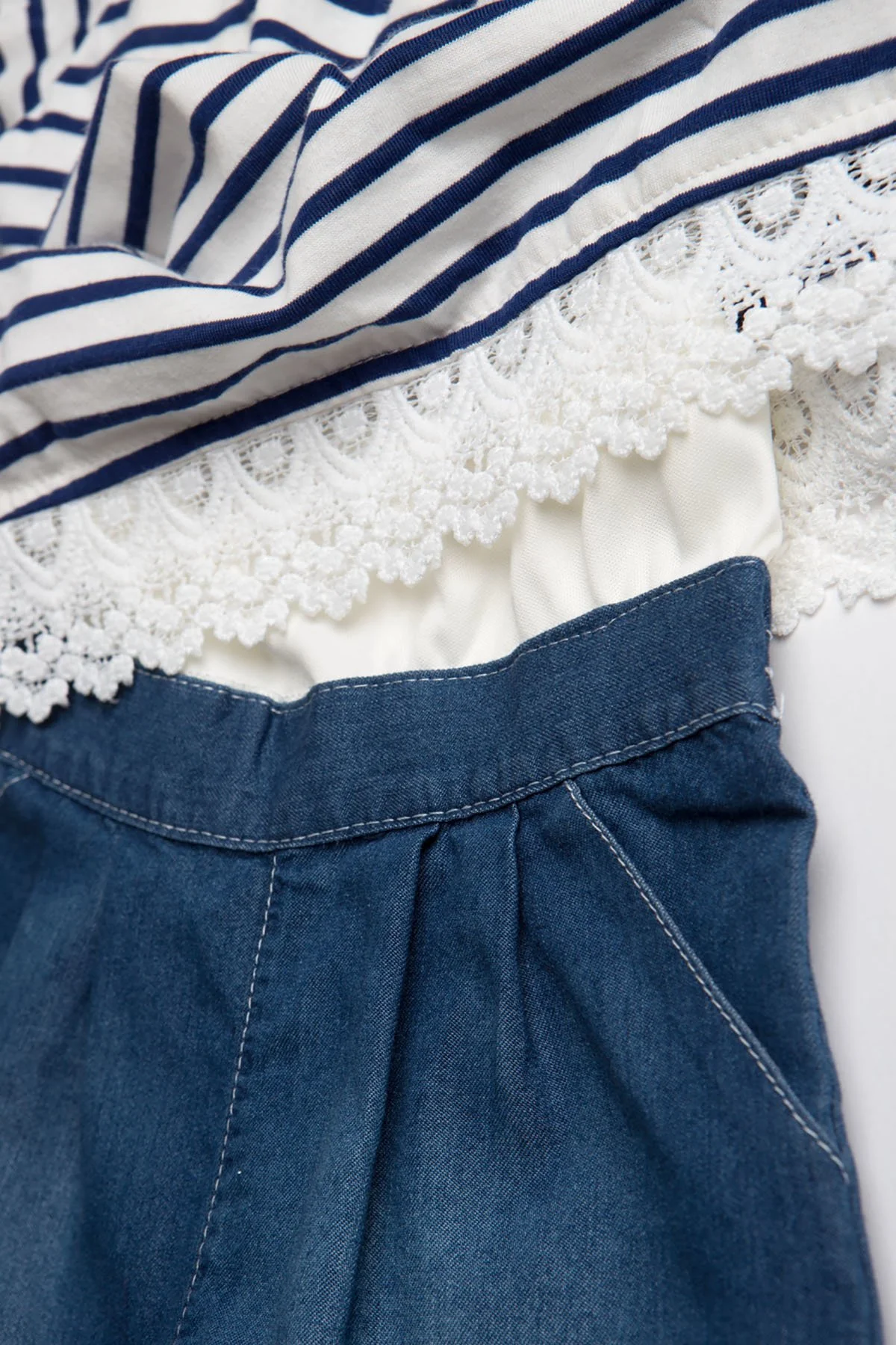 TODDLER NAVY AND VANILLA ROMPER - Image 4