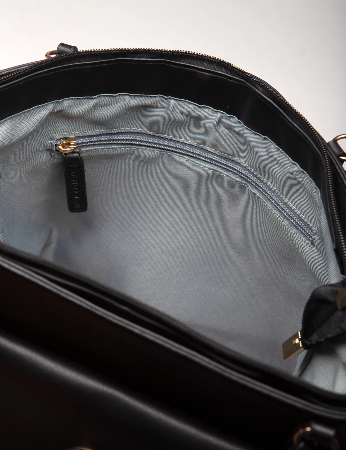 TOTE WITH LOGO MEDALLION - Image 5