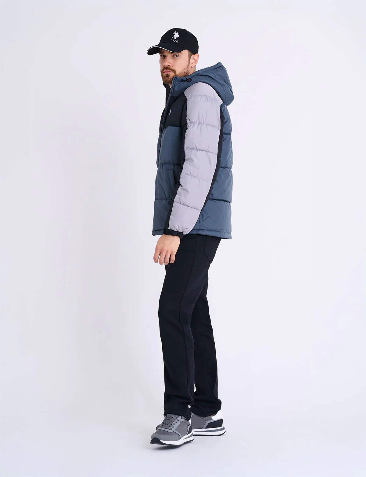 TRI COLOR BLOCK HOODED PUFFER JACKET - Image 20