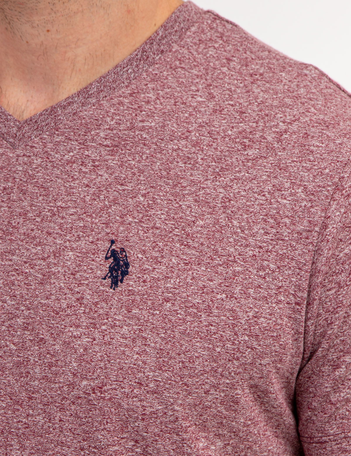 TWISTED YARN V-NECK T-SHIRT - Image 15