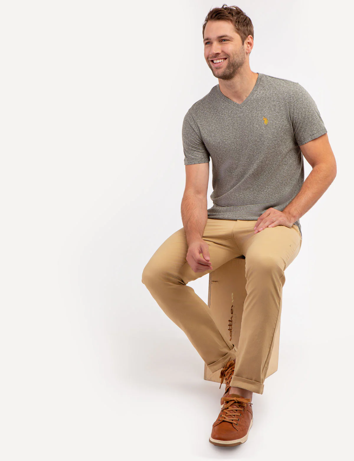 TWISTED YARN V-NECK T-SHIRT - Image 9