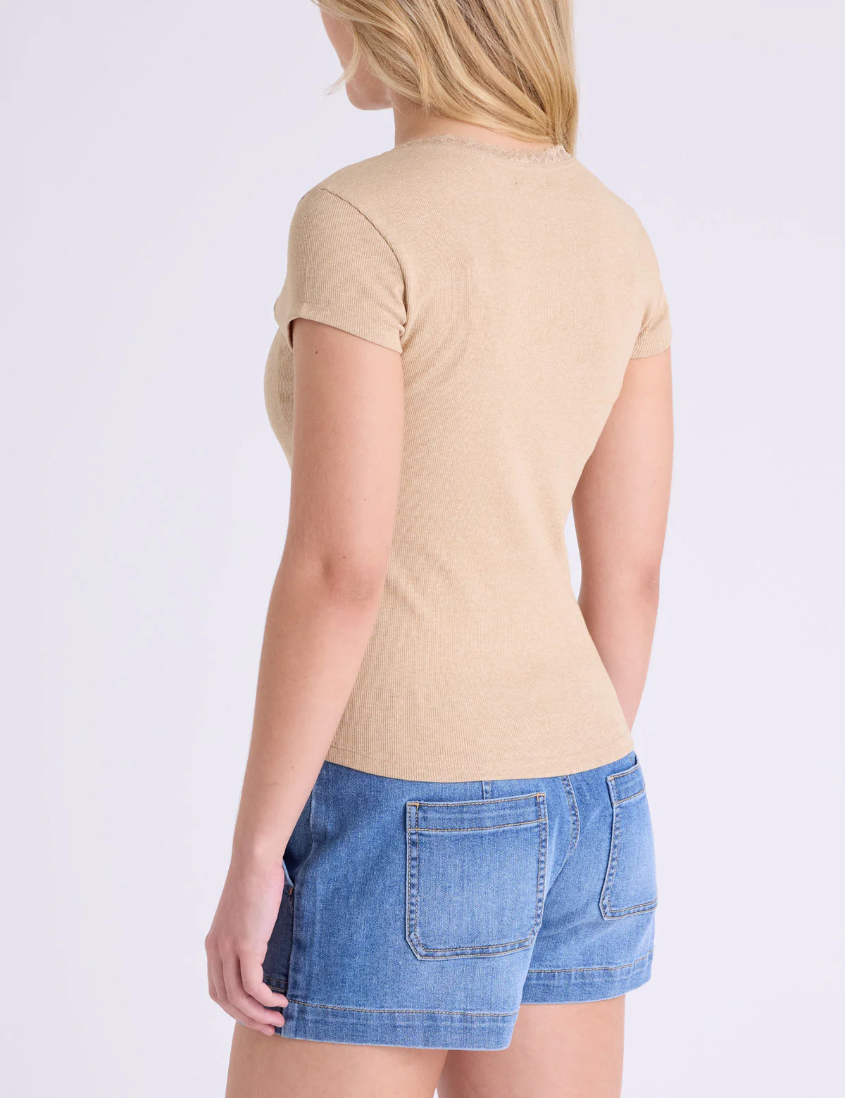 V-NECK LACE TRIM RIB T-SHIRT - Image 7