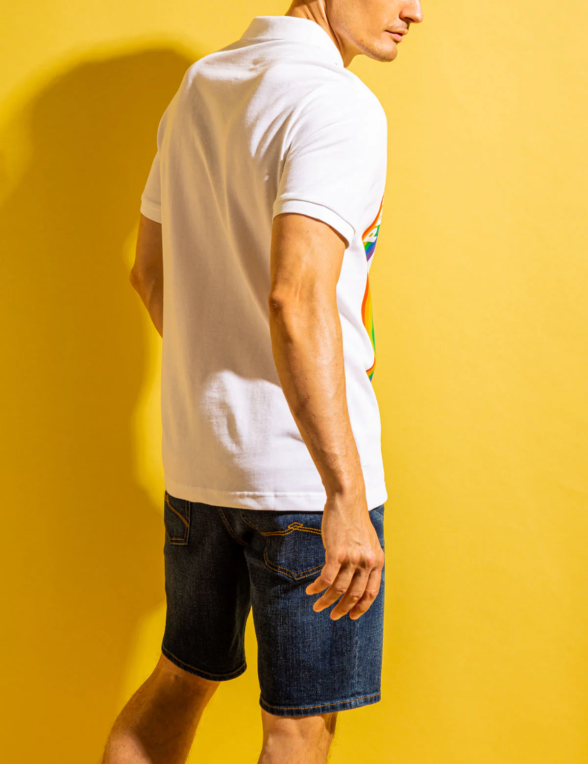 VERTICAL PRIDE GRAPHIC POLO SHIRT - Image 3
