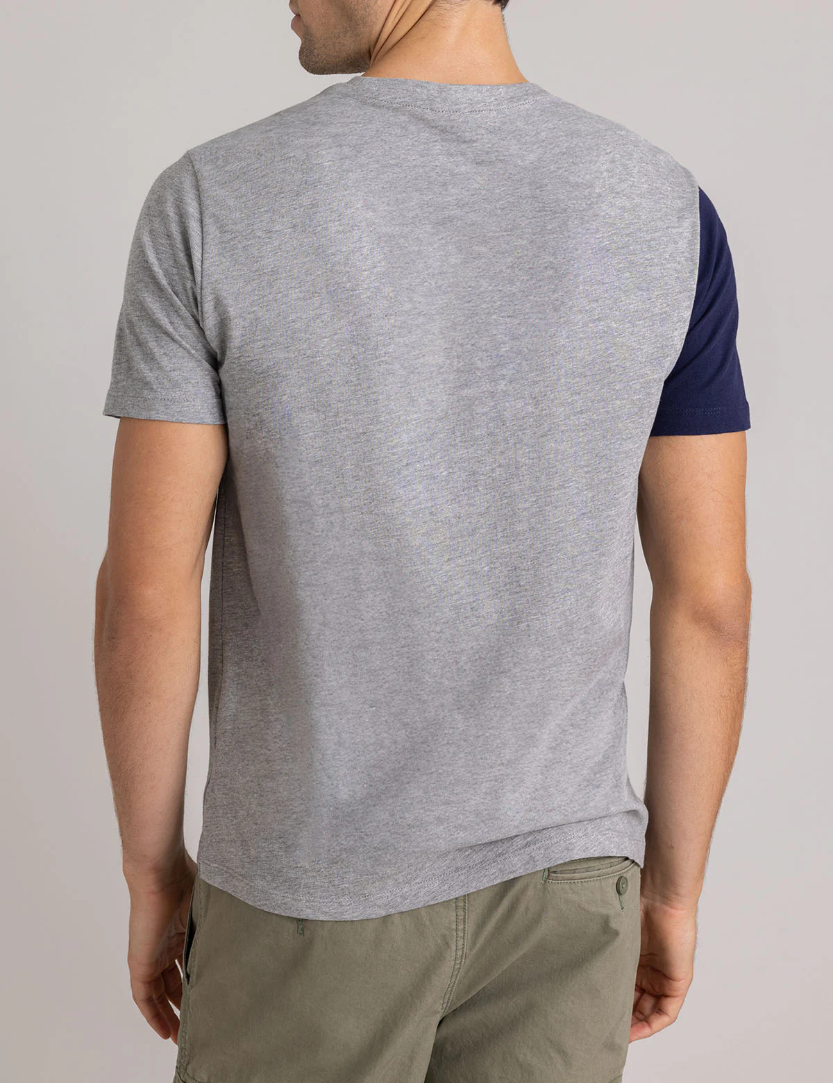 VERTICAL U.S. POLO ASSN. GRAPHIC COLORBLOCK T-SHIR - Image 10