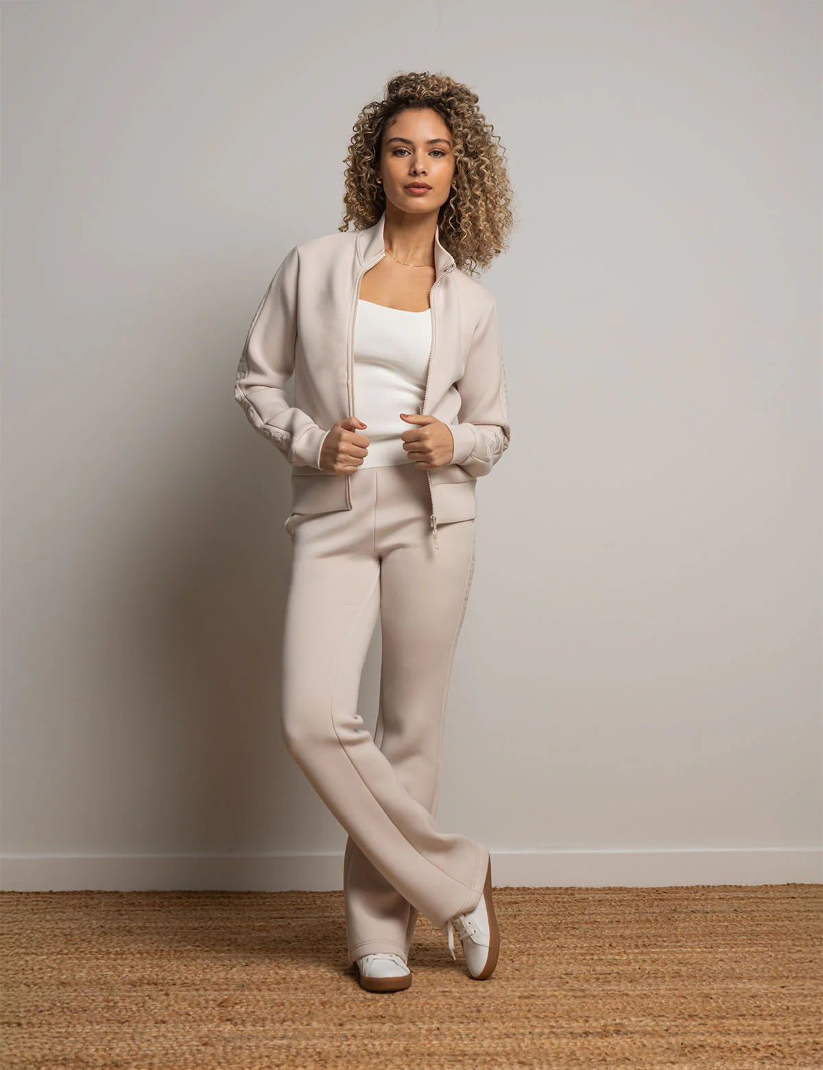 WHITE LABEL SCUBA BOOT CUT PANT - Image 4