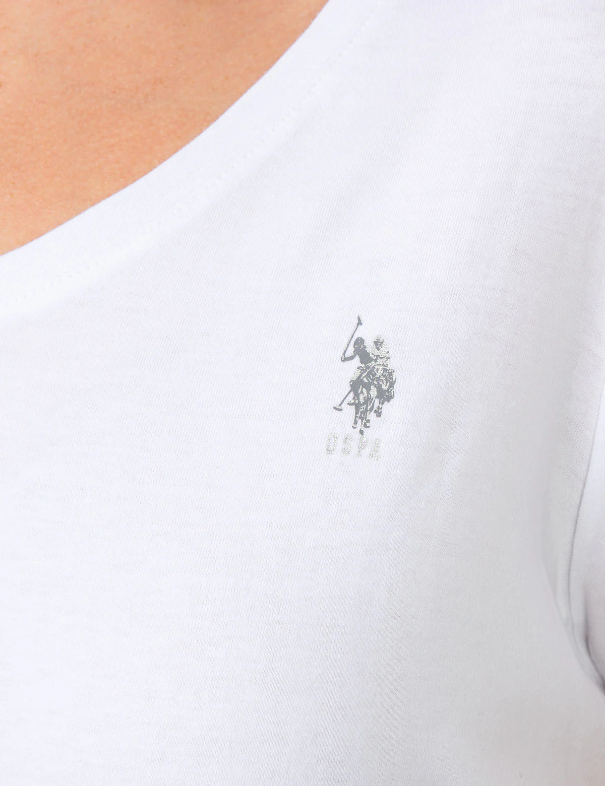 PLUS SIZE V-NECK T-SHIRT - Image 6
